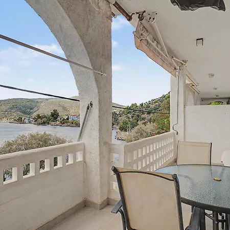 The Lookout בית נופש *